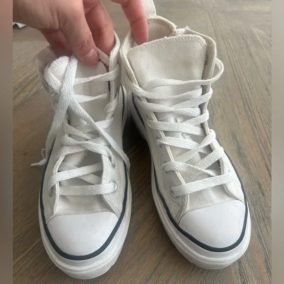 Chuck Taylor All Star Lugged Lift
Platform Canvas LITTLE KIDS HIGH TOP SHOE sz 1 - Picture 4 of 12